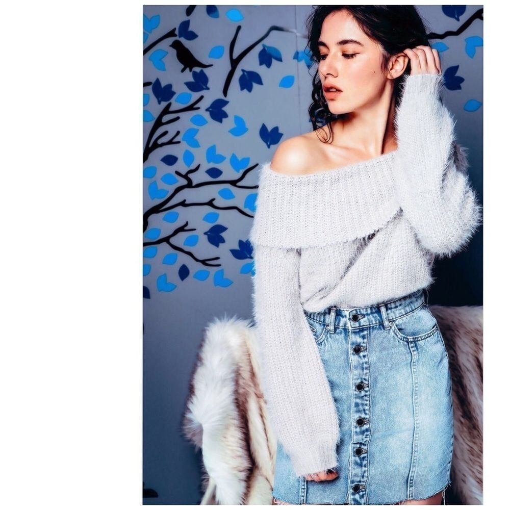 CHUNKY knit off shoulder Gray sweater